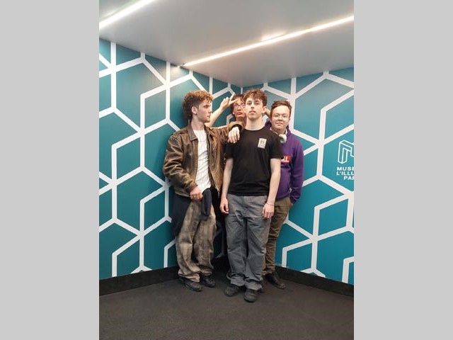 655834588_1554790929983132_