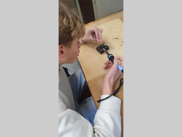 653054660_1554740849988140_